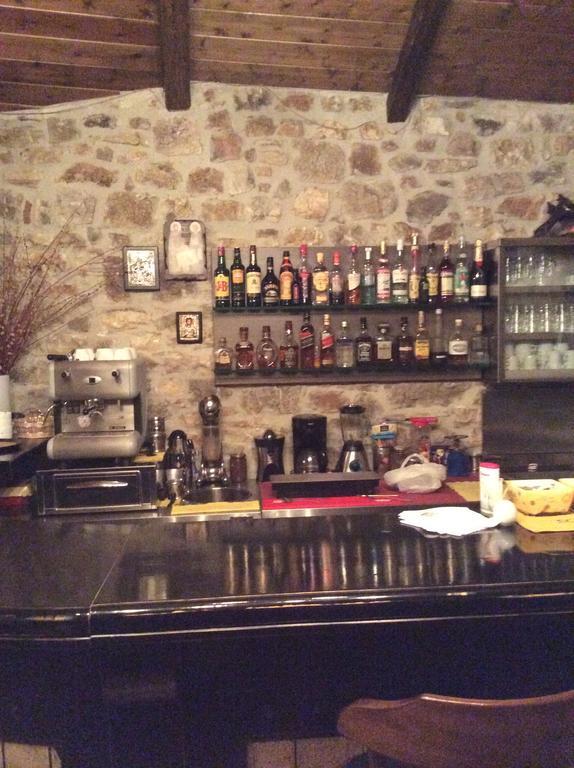 Oihalia Guesthouse Fidhákia Екстериор снимка