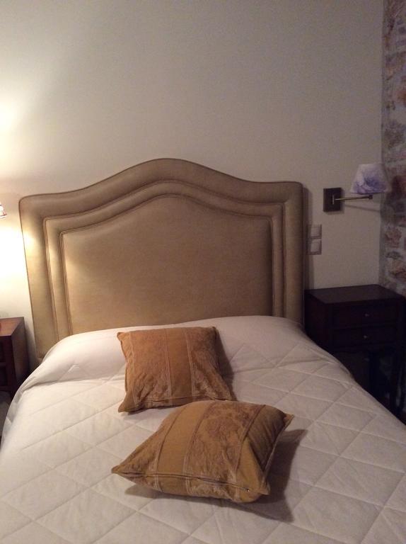 Oihalia Guesthouse Fidhákia Екстериор снимка