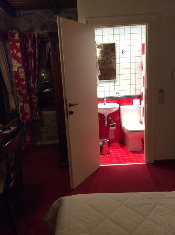 Oihalia Guesthouse Fidhákia Екстериор снимка